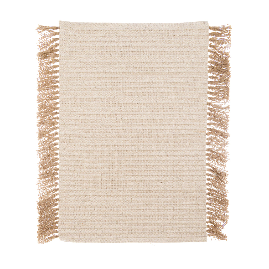 RUG WITH FRINGES A35588