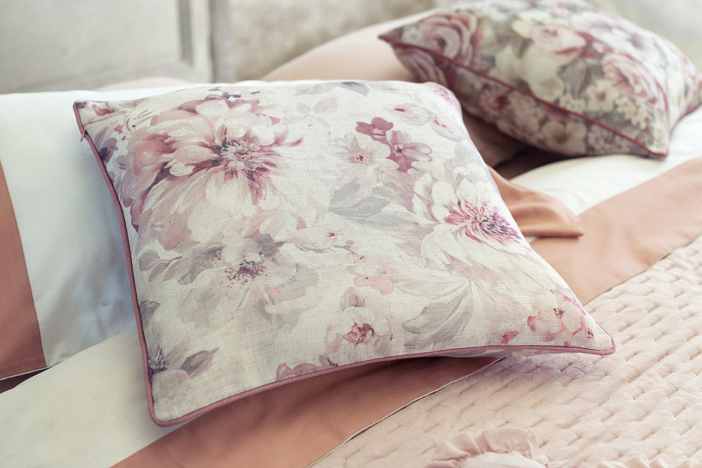 Cuscino Royal Velfont 70x?? – Rigidità Medio-Alta, Fibra Neotherm, Doppia Federa, Bianco